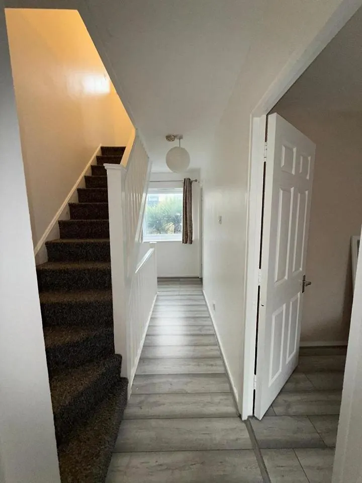3Bed House In Canary Wharf With Parking Londra Tatil Evi