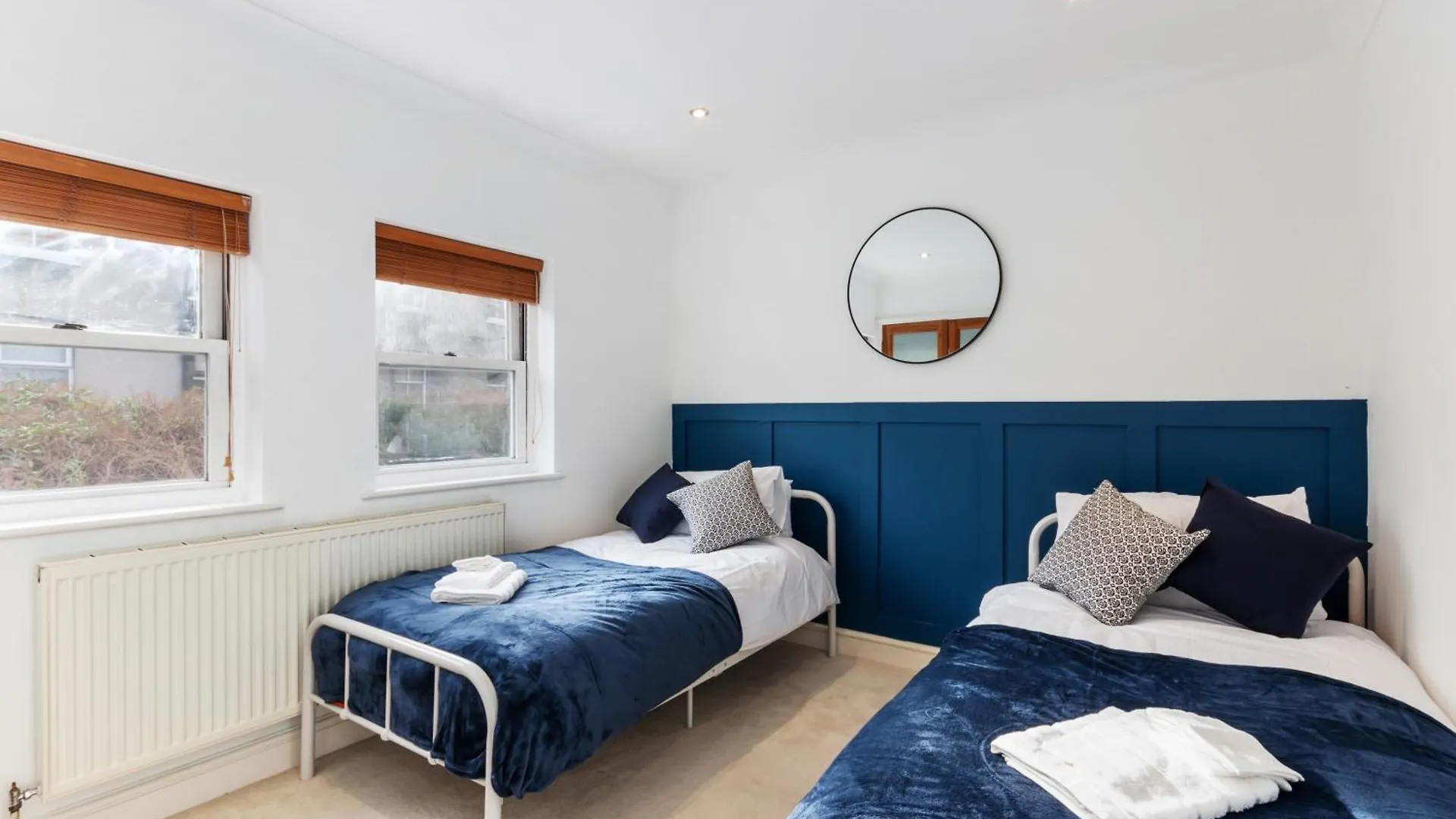 Tatil Evi 3Bed House In Canary Wharf With Parking Londra